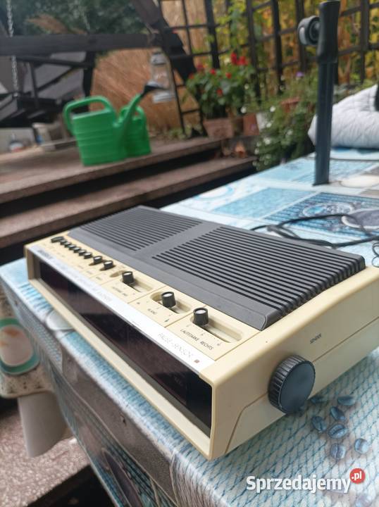 Universun niemieckie radio budzik vintage Płock
