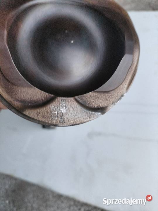 Tłoki 16 ecobost C Kuga 150 BM5GAE Jaworzno