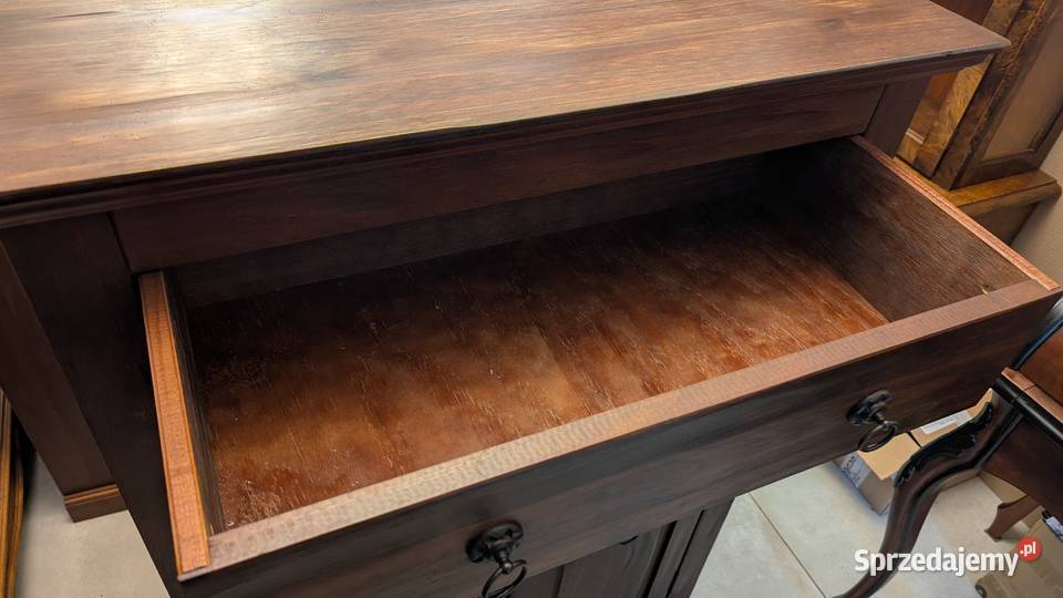 Piękna szafkakomoda kolonialnadostęone dwie Dąbrowa Górnicza