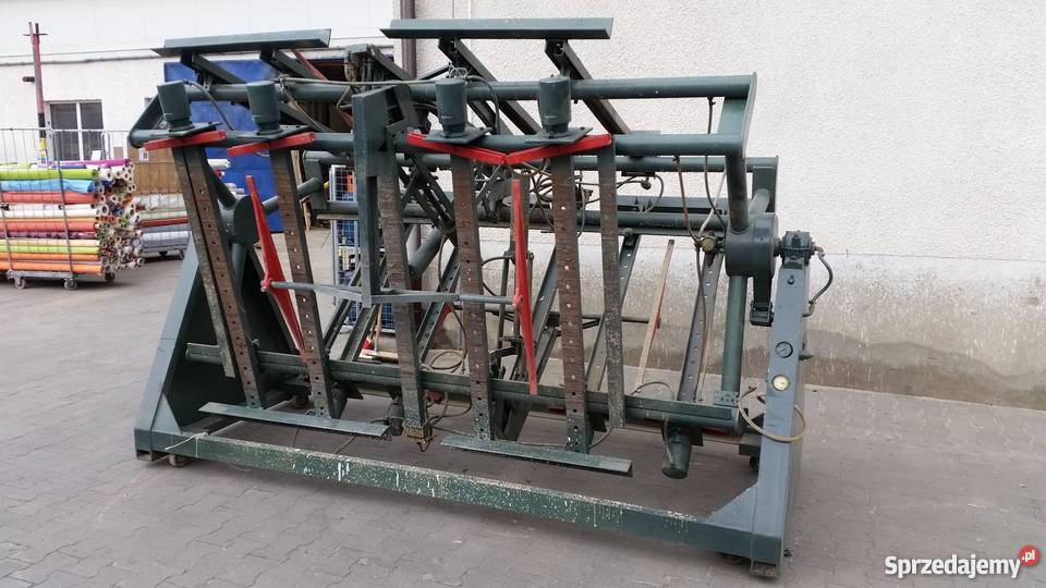 Prasa karuzelowawiatrakowa Dimter Produkcja Małoszyna