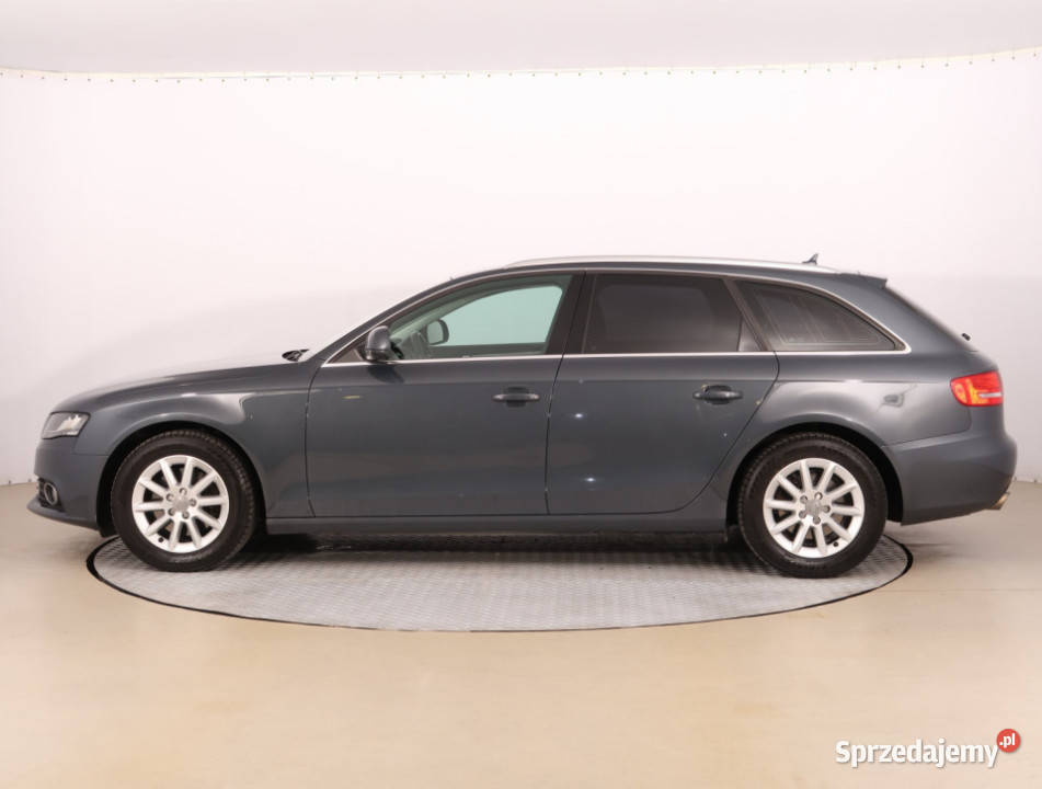 Audi A4 20 TFSI światła przeciwmgielne