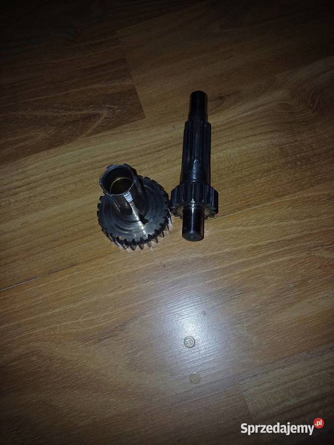 Wałek zdawczy i pośredni 1527 wsk 175 kobuz Świdnica Polska