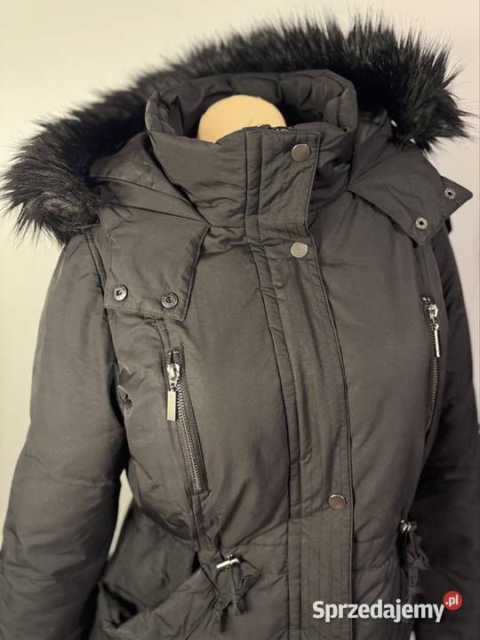 Czarna kurtka zimowa Camaeu z futerkiem mazowieckie Pruszków