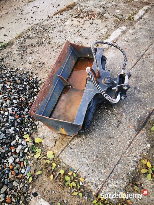 Łyżka do minikoparki Cat skarpowa Nowa Cieszyn