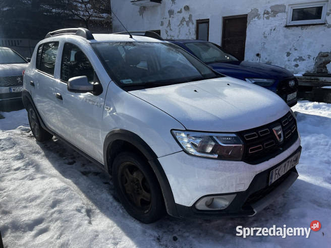 DACIA SANDERO 2019 89800 ccm 90 Warszawa