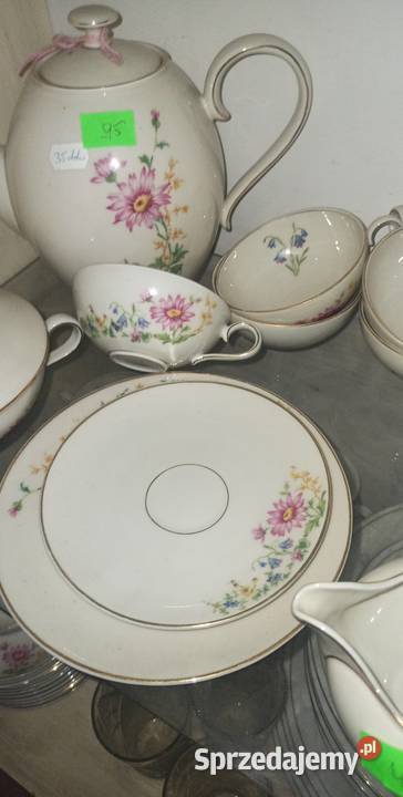 Filiżanka do herbaty z talerzykiem deserowym Porcelana i szkło