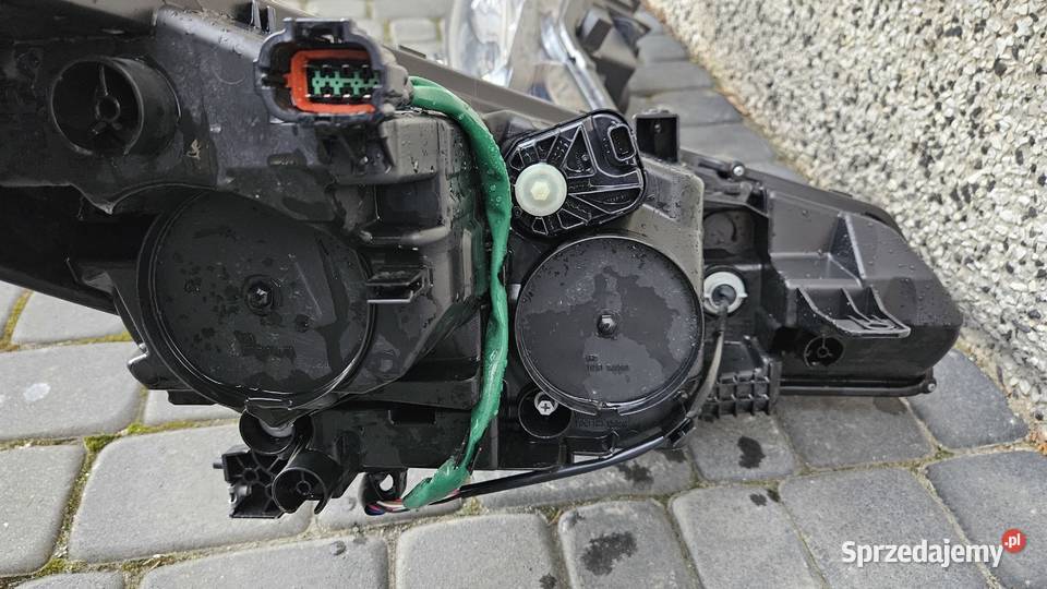 NISSAN LEAF II ZE1 LAMPY PRZÓD FULL LED LEWA małopolskie Szarów