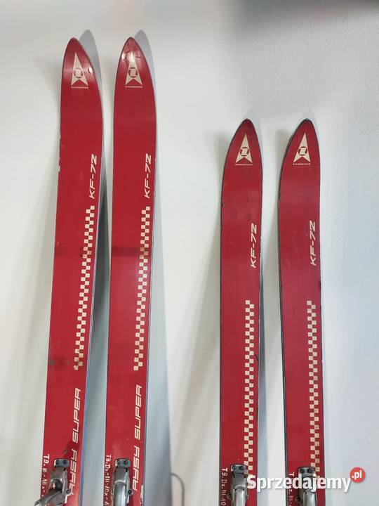 Narty Zakopane czerwone Rysy 2 komplety KF72