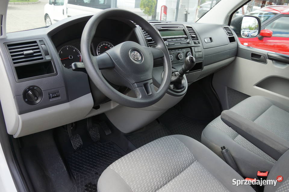 Volkswagen Caravelle 20 TDI CR 140 9osób Klima elektryczne szyby Caravelle