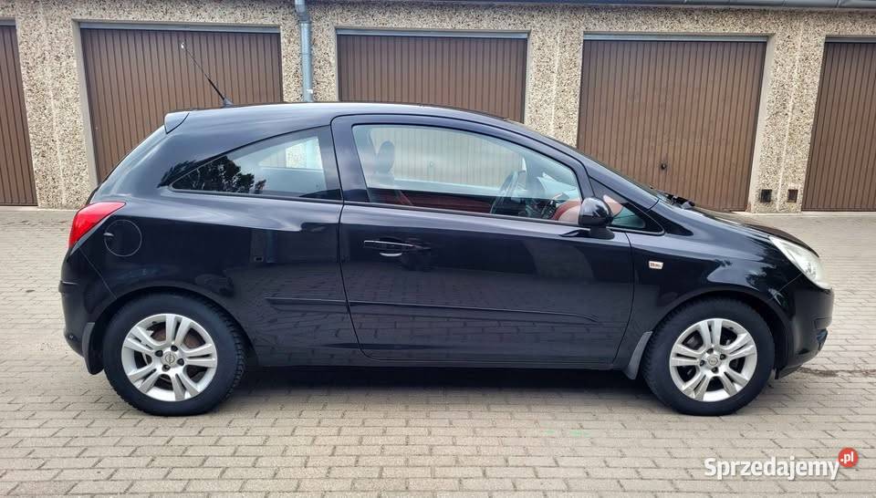 Opel Corsa D 14 90 Cosmo klima elektryka salon benzyna