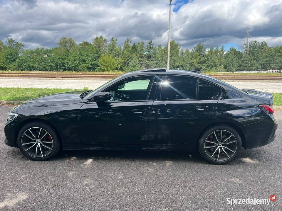 BMW 330i xDrive 2022 Seria 3 Obsza
