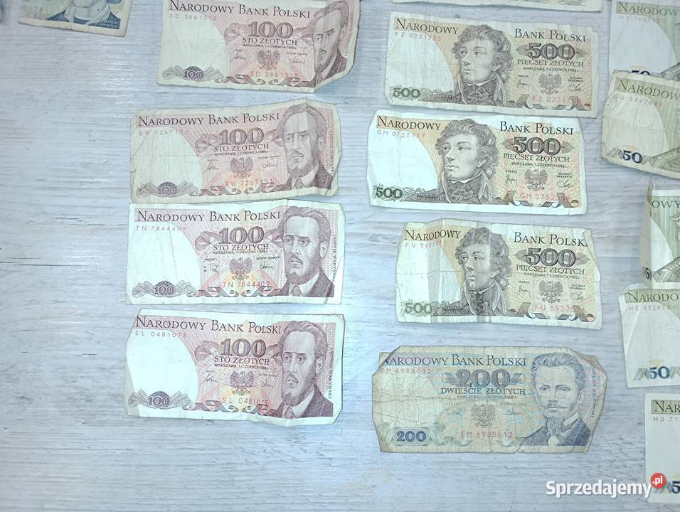 Banknoty PRL 50 100 200 500 33 sztuki