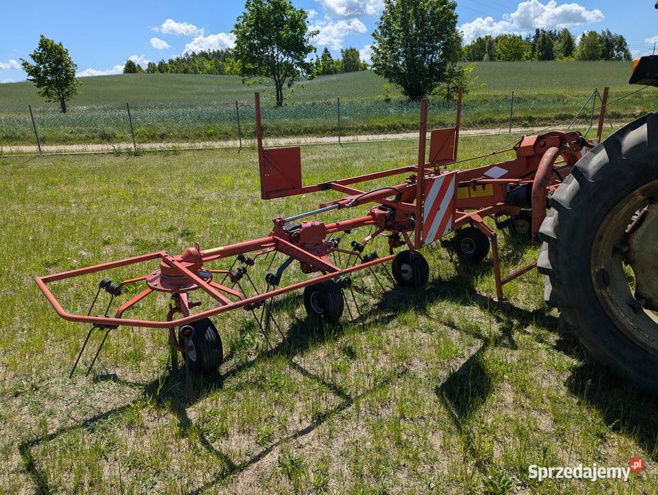 Przetrząsarka kuhn GF 6301 zgrabiarka sprzedam
