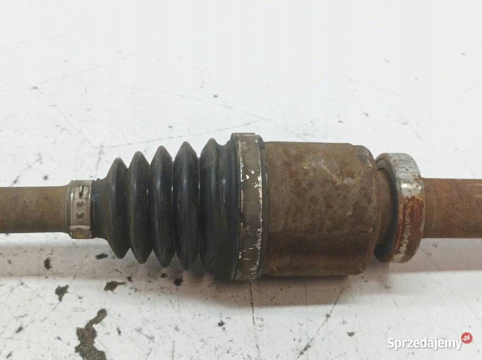 PÓŁOŚ PRAWY PRZÓD 15 DCI 391006777R Renault