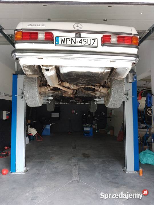 Mercedes w 123 300D 80 manualna mazowieckie Sochaczew