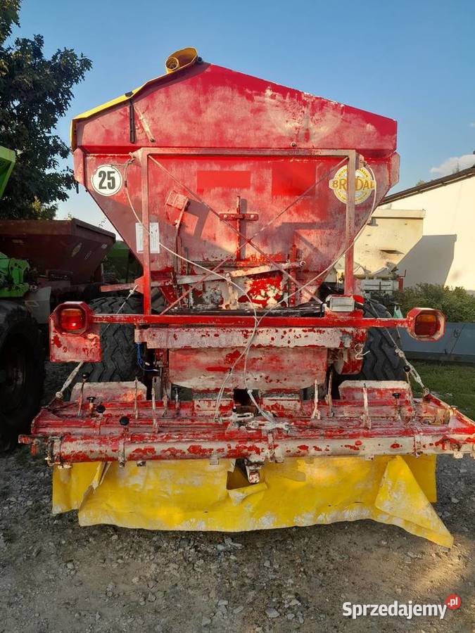 Rozsiewacz wapna Bredal K65A nieuszkodzony wielkopolskie Sadogóra