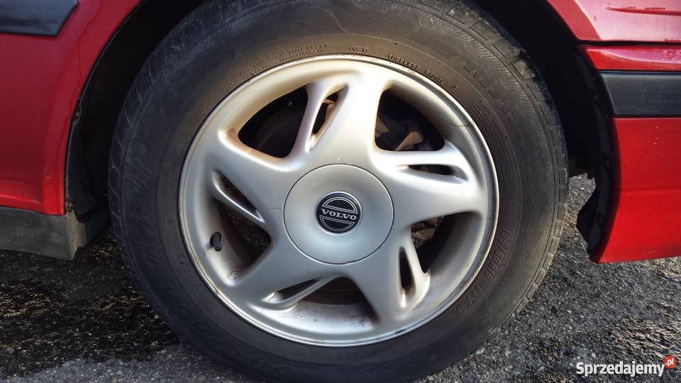 VOLVO V 440 W CIĄGŁEJ EKSPLOATACJI TANIO czerwony Jelenia Góra