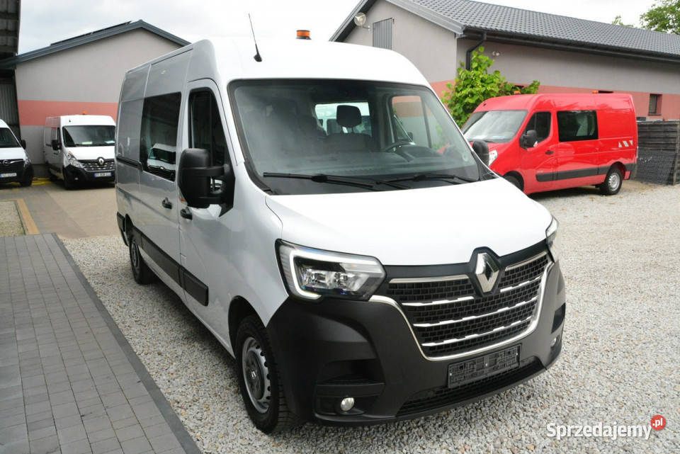 Renault Master średniak 7 osobowy brygadówka 150 Rok produkcji 2020 Warszawa