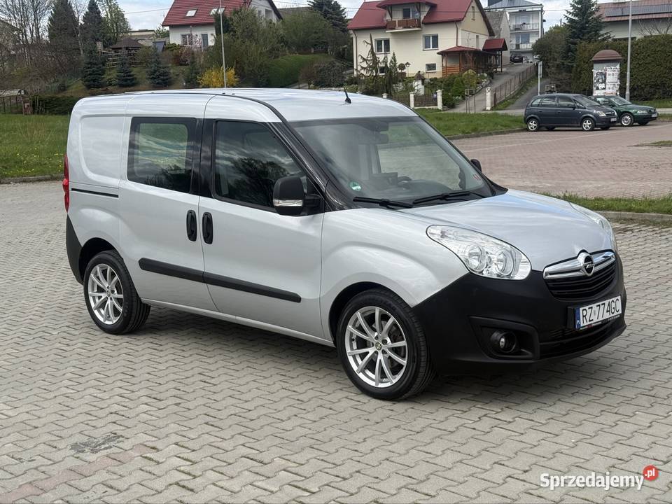 Opel Combo D Fiat Doblo 16 105 6 biegowa 238km