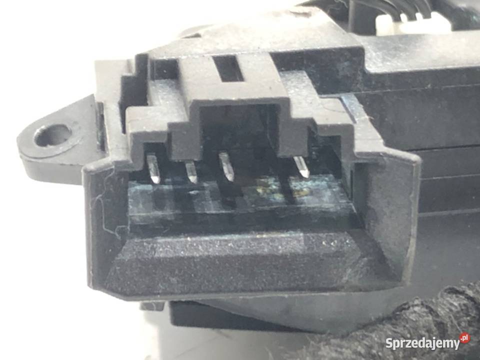 PRZEŁĄCZNIKI KIEROWNICY VW TIGUAN 5NA959442B osobowe