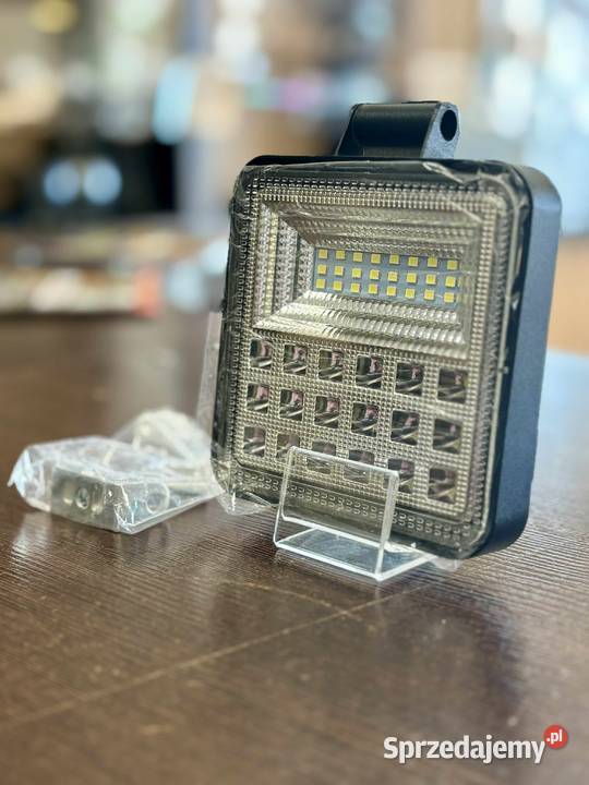 Halogen biały zimny 760 lm 16 W