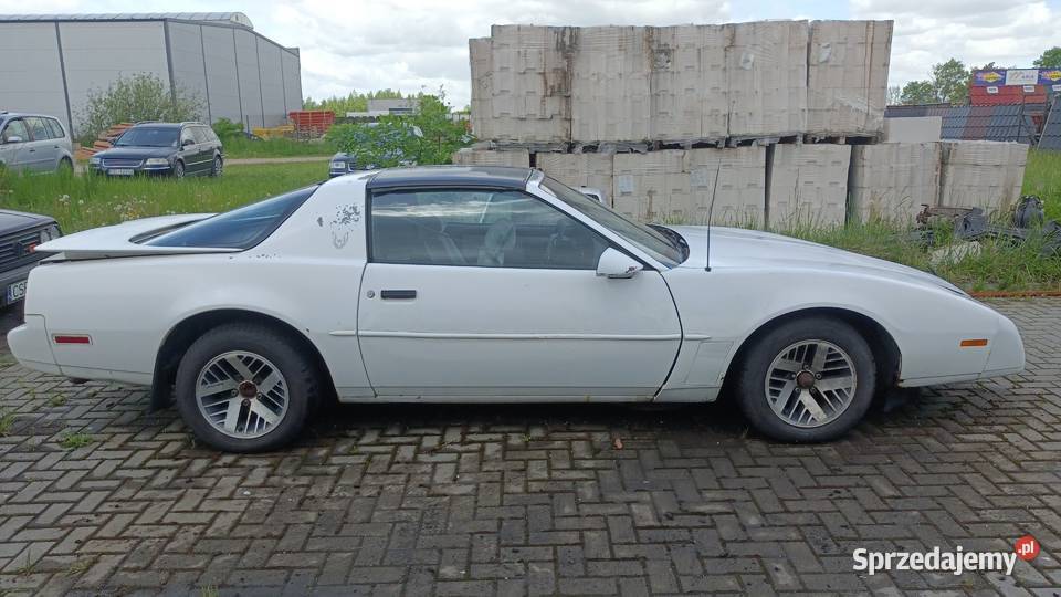 Pontiac Firebird 31 V6 1991 r automatyczna kujawsko-pomorskie Sępólno Krajeńskie sprzedam