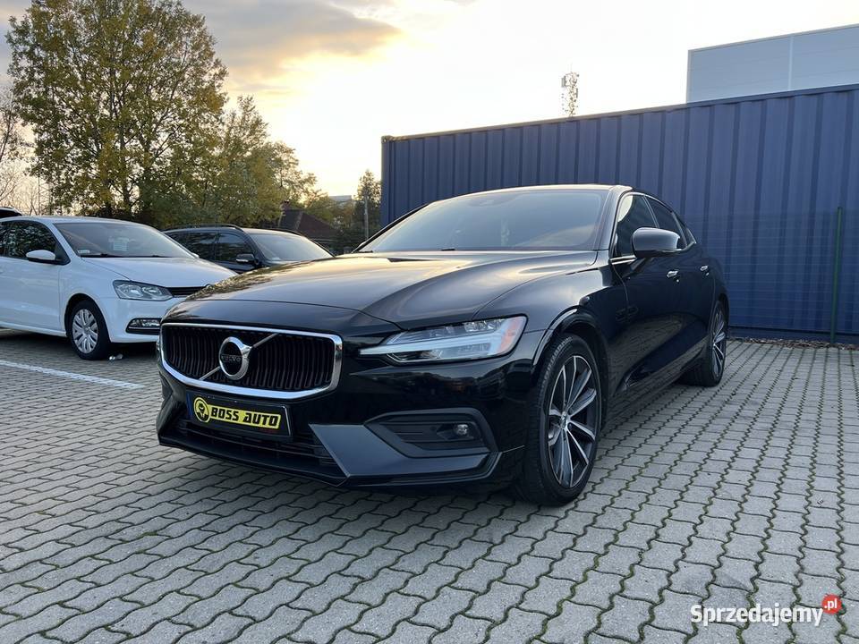 Volvo S60 2020 nieuszkodzony Warszawa sprzedam