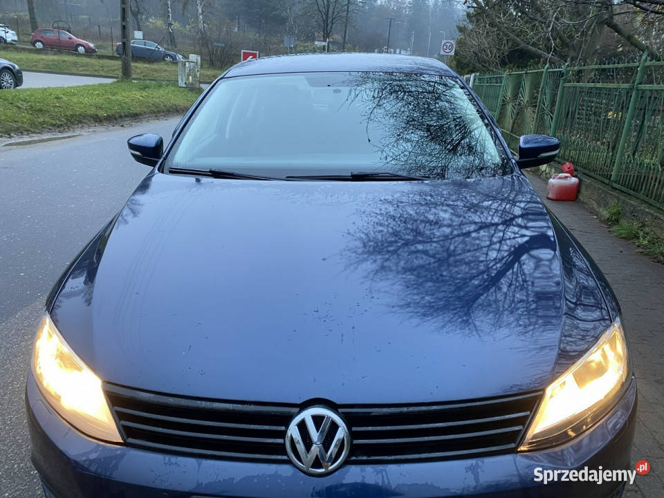 Volkswagen Jetta Benzyna automat skóry tempomat nieuszkodzony sprzedam