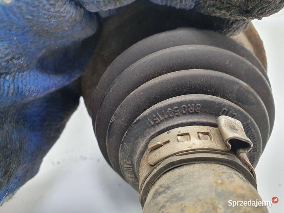 PÓŁOŚ PRAWA TYŁ AUDI A6 C7 8R0501202 Pozostałe Lipno