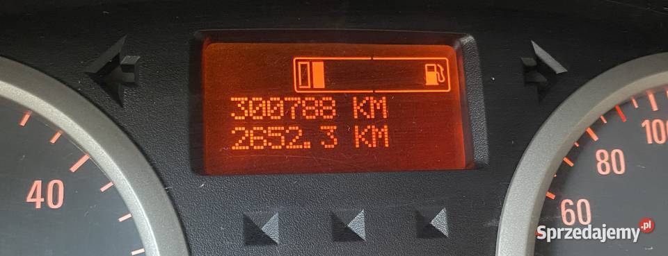 Opel Vivaro 20 CDTI 8 miejsc Tempomat Zadbany