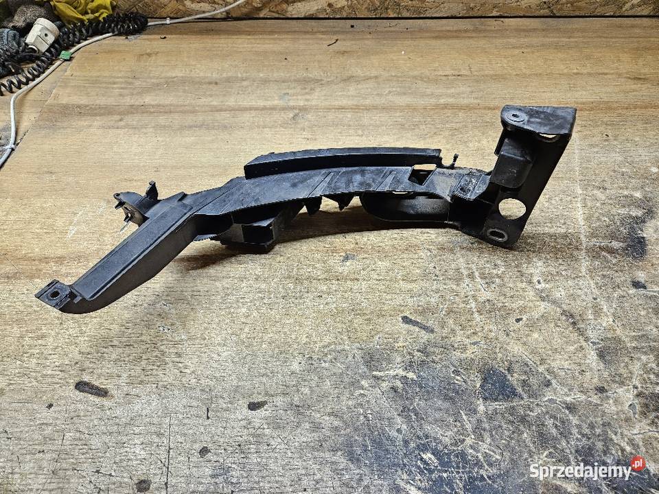 AUDI A3 8P ŚLIZG POD LAMPE LEWY PRZÓD 8P0805607 Międzychód