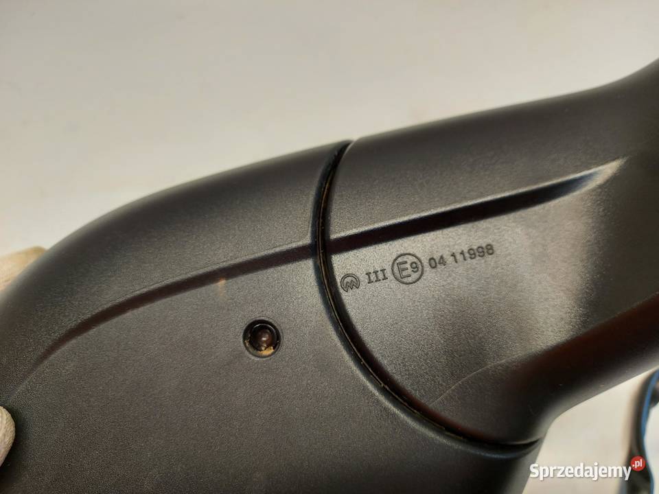 SKODA Enyaq 5LA iV85 Lusterko prawe 10 PIN LV5F