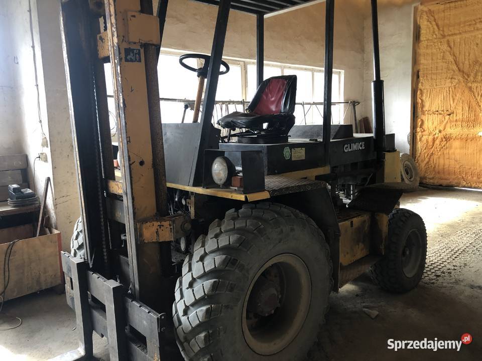 Wózek widłowy Terenowy 200 T Ostrowik