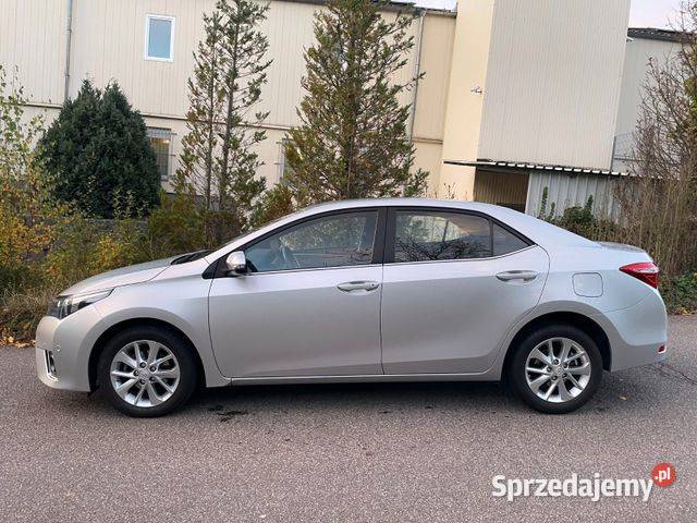 TOYOTA COROLLA 16 Benzyna ACTIV Rawicz