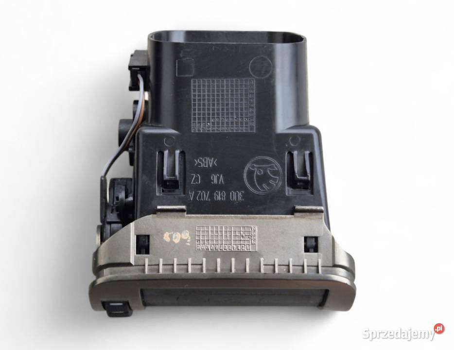 KRATKA NAWIEWU PRZÓD PRAWA PASAŻERA SKODA SUPERB świętokrzyskie