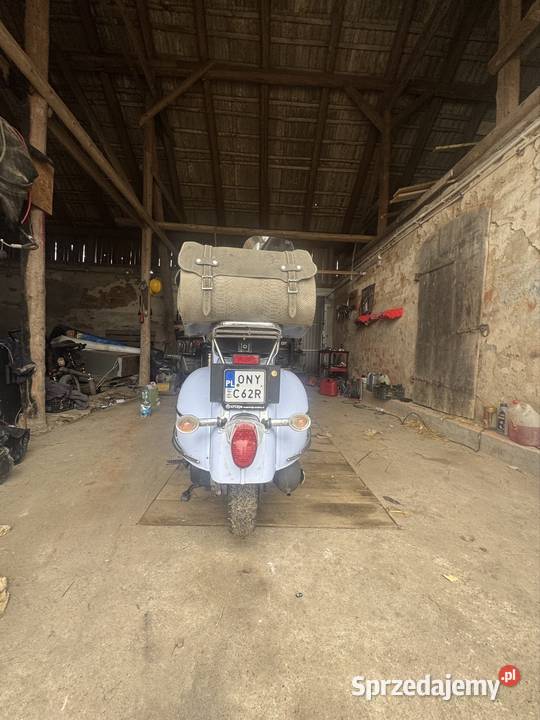 Włoski skuter Vespa sumco vita 125 Aprilia Żukówko