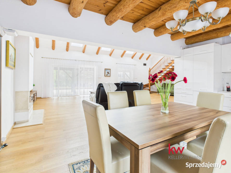 Dom wolnostojący Kamion 246m2