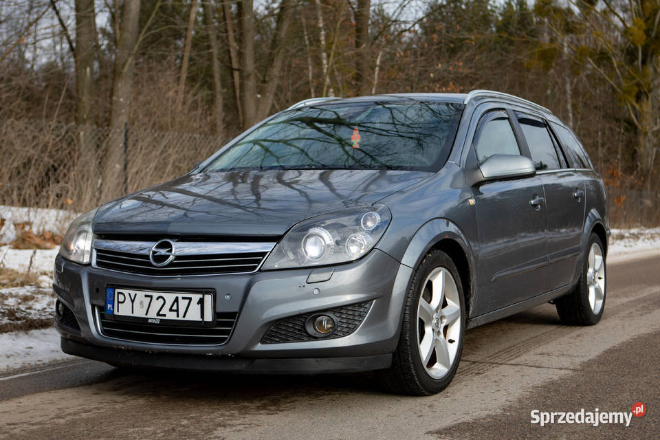 Opel Astra Kombi Xenon 6b manual alufelgi 17 Białystok