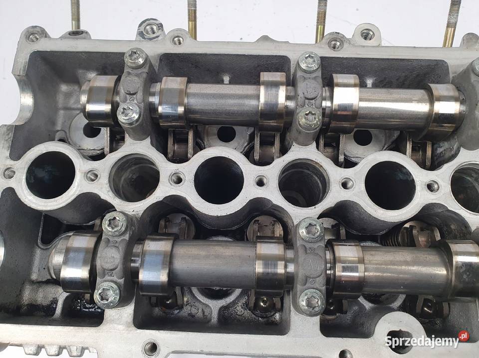 GŁOWICA CYLINDRÓW BMW E60 20 D 7785876 778587609 osobowe Chełm