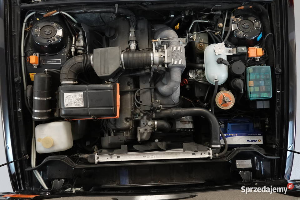 BMW 635 CSi 1987 E24 35 l czarne waniliowe Seria 6 Zgierz