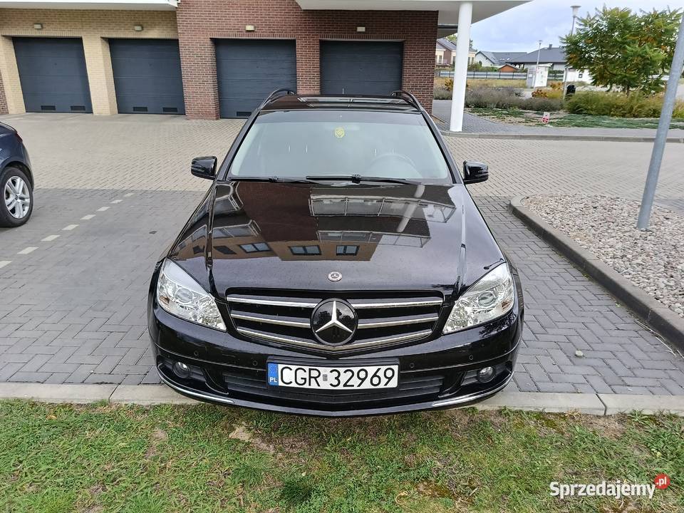 MercedesBenz C W204 Kombi Benzyna 2009 128 000 radio Grudziądz