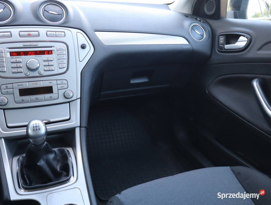Ford Mondeo 16i 16V 4/5 mazowieckie Piaseczno