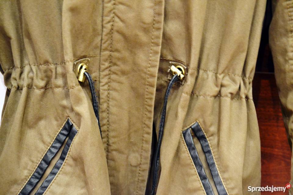 BERSHKA kurtka zimowa damska NOWA Kaptur Goleniów