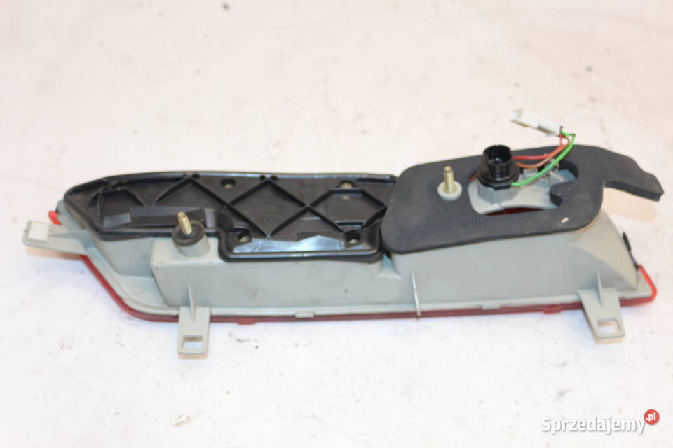 BMW 7 E65 LAMPA KLAPY PRAWA TYŁ LED 8379690 osobowe Prochowice