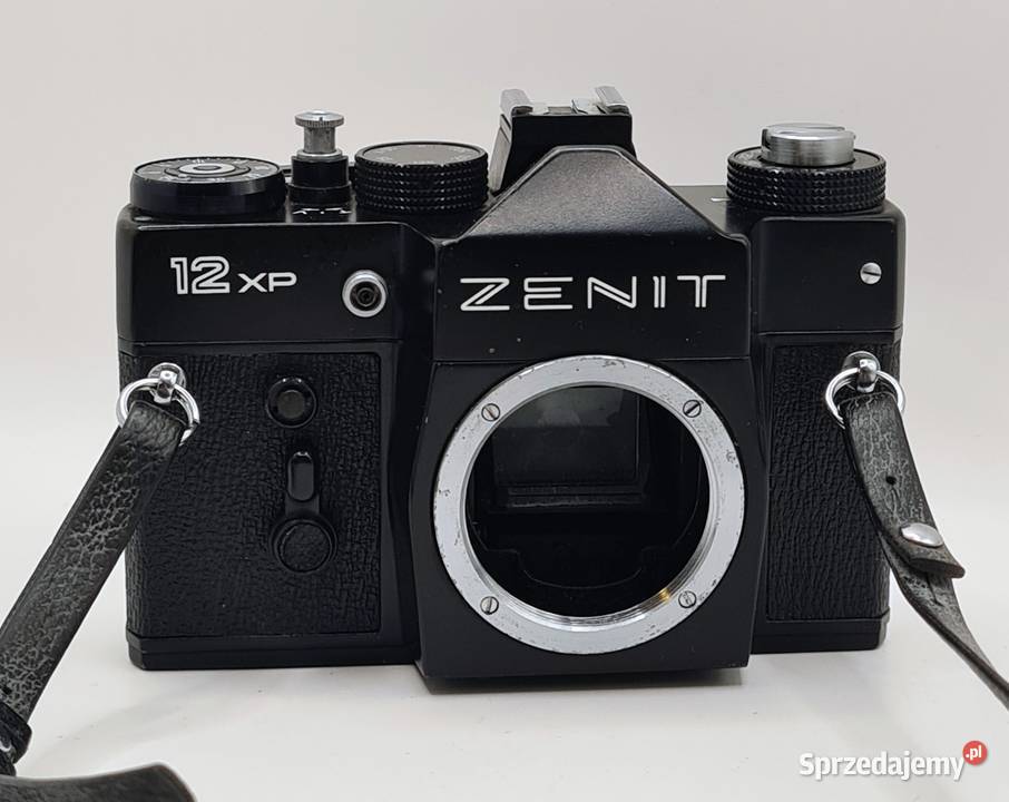 Zenit 12XP Industar502 50mm f35 futerał lampa Koszalin sprzedam