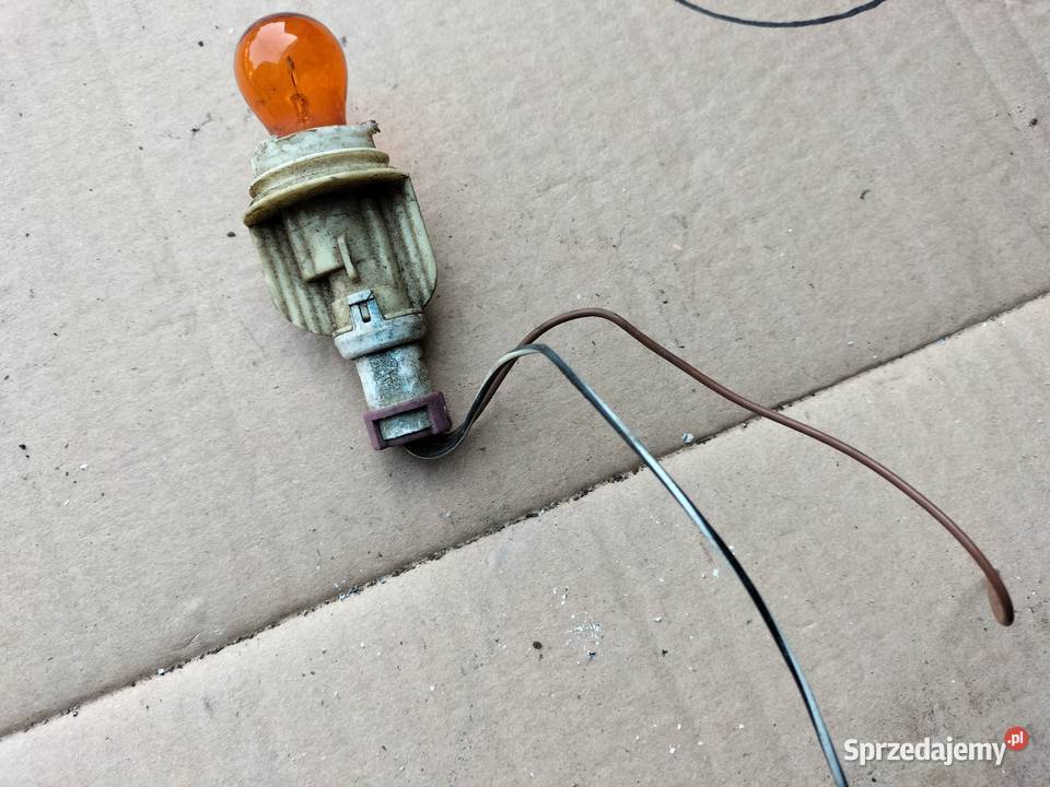 OPRAWKA GNIAZDO ŻARÓWKI AUDI 80 B3 B4 lubelskie Kamień-Kolonia