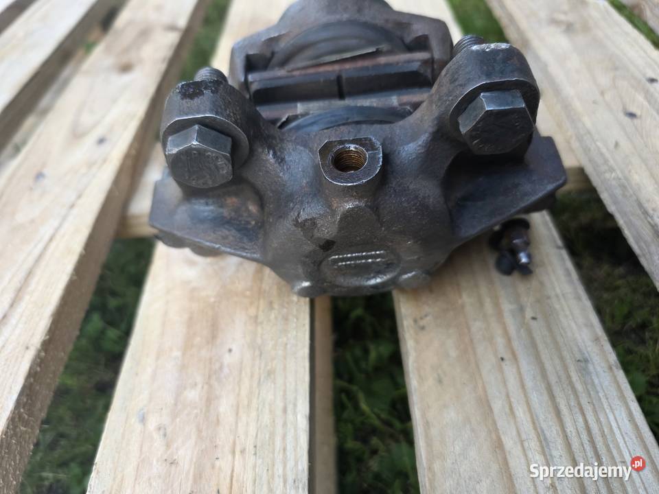 Zacisk Hamulcowy Przedni Lewy Bendix 57mm Skawina