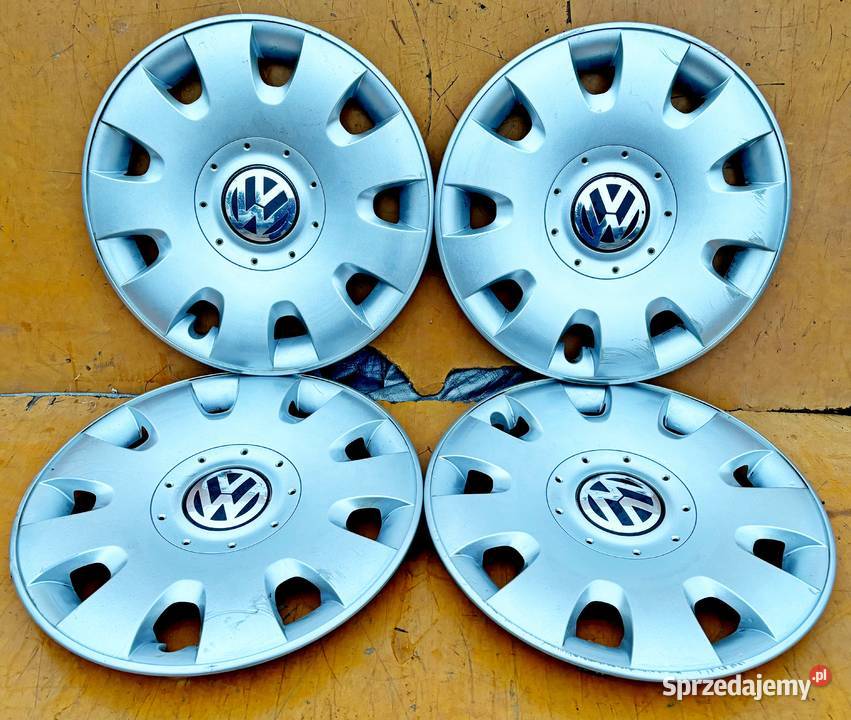 KOŁPAKI VW GOLF V VI TOURAN 15 1T0601147 Radom