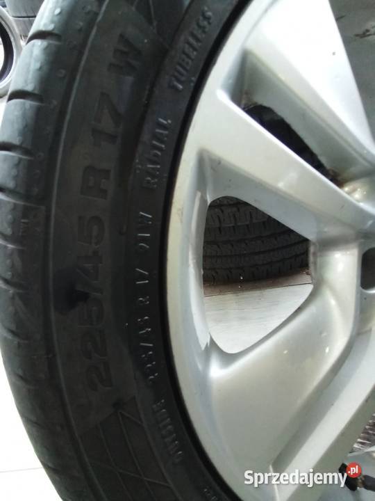 Opel 5x110 22545 R17 91W Sieniawka