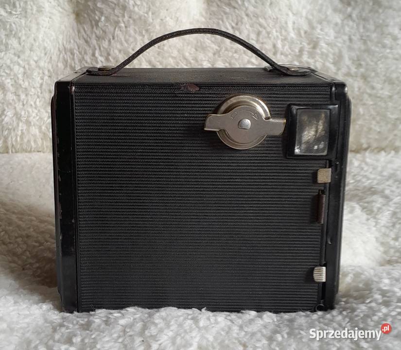 Retro Analogowy Aparat Fotograficzny Skrzynkowy Niemieryczew